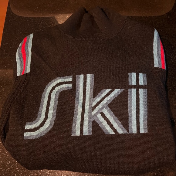 Falke black ski sweater. Never worn. Size medium. - Picture 4 of 5